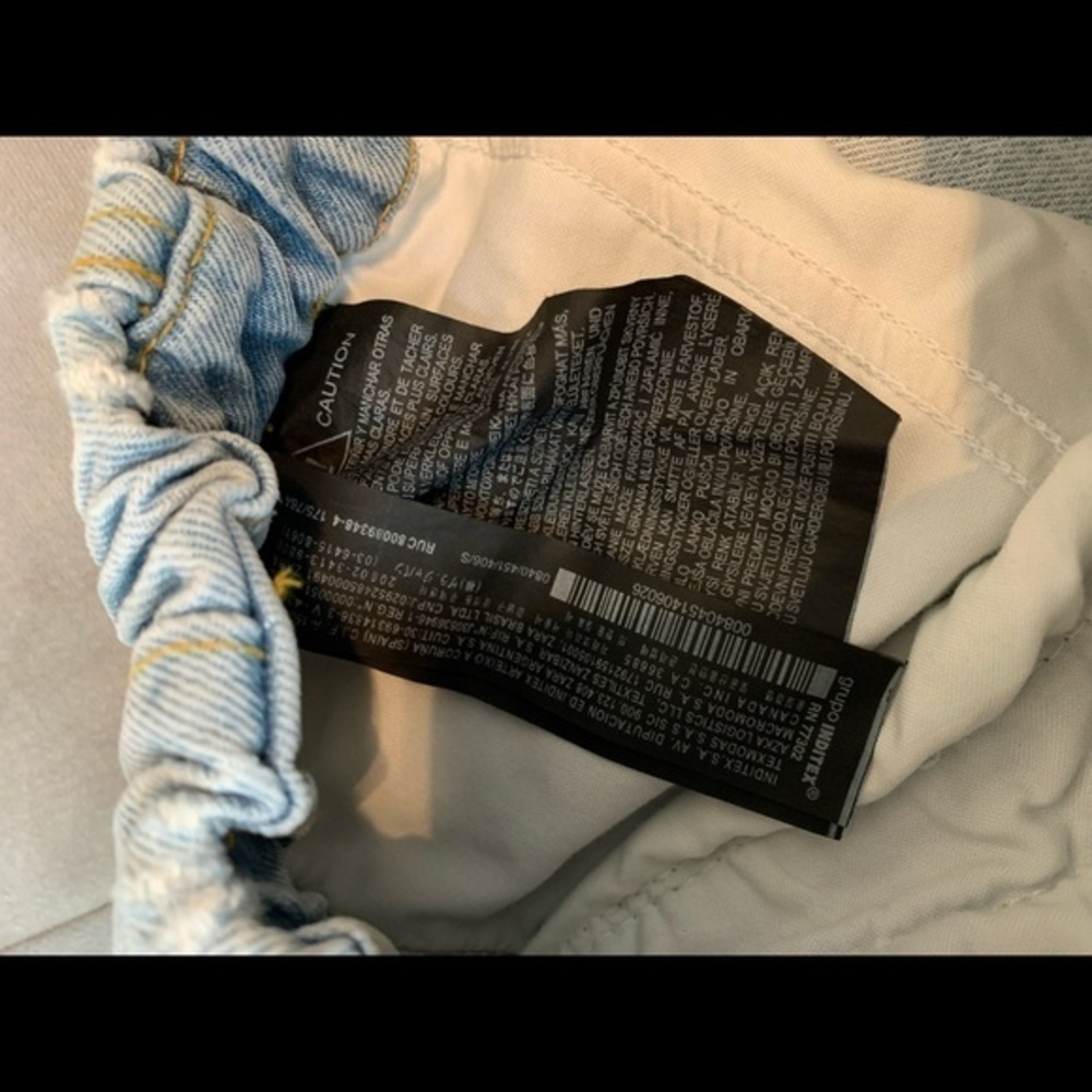 Zara Bleached Blue and Cream Jean Shorts - Picture 11 of 16